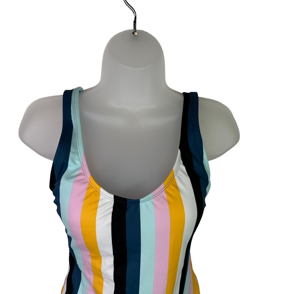 Kona Sol Bathing Suit One Piece Womens Swim Built In Bra Padded Striped Medium - Picture 3 of 10